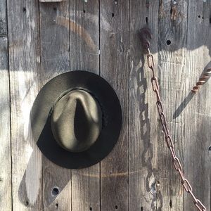✨Forest Green Felt Boho Hat✨
